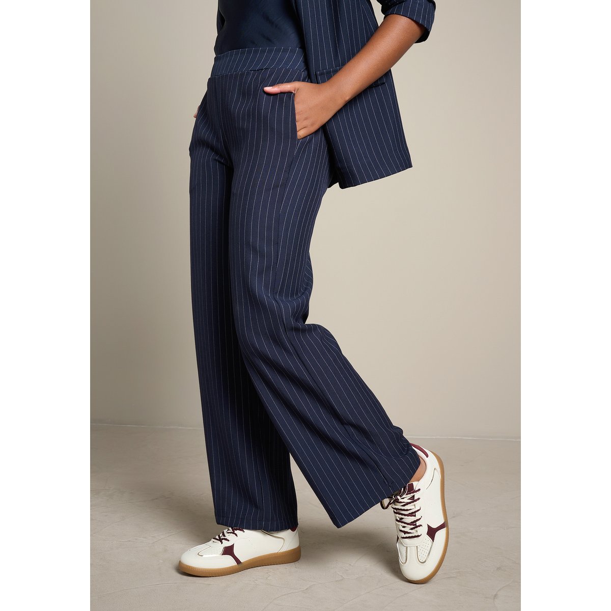 Pantalon tailleur rayé bleu marine, LOLALIZA