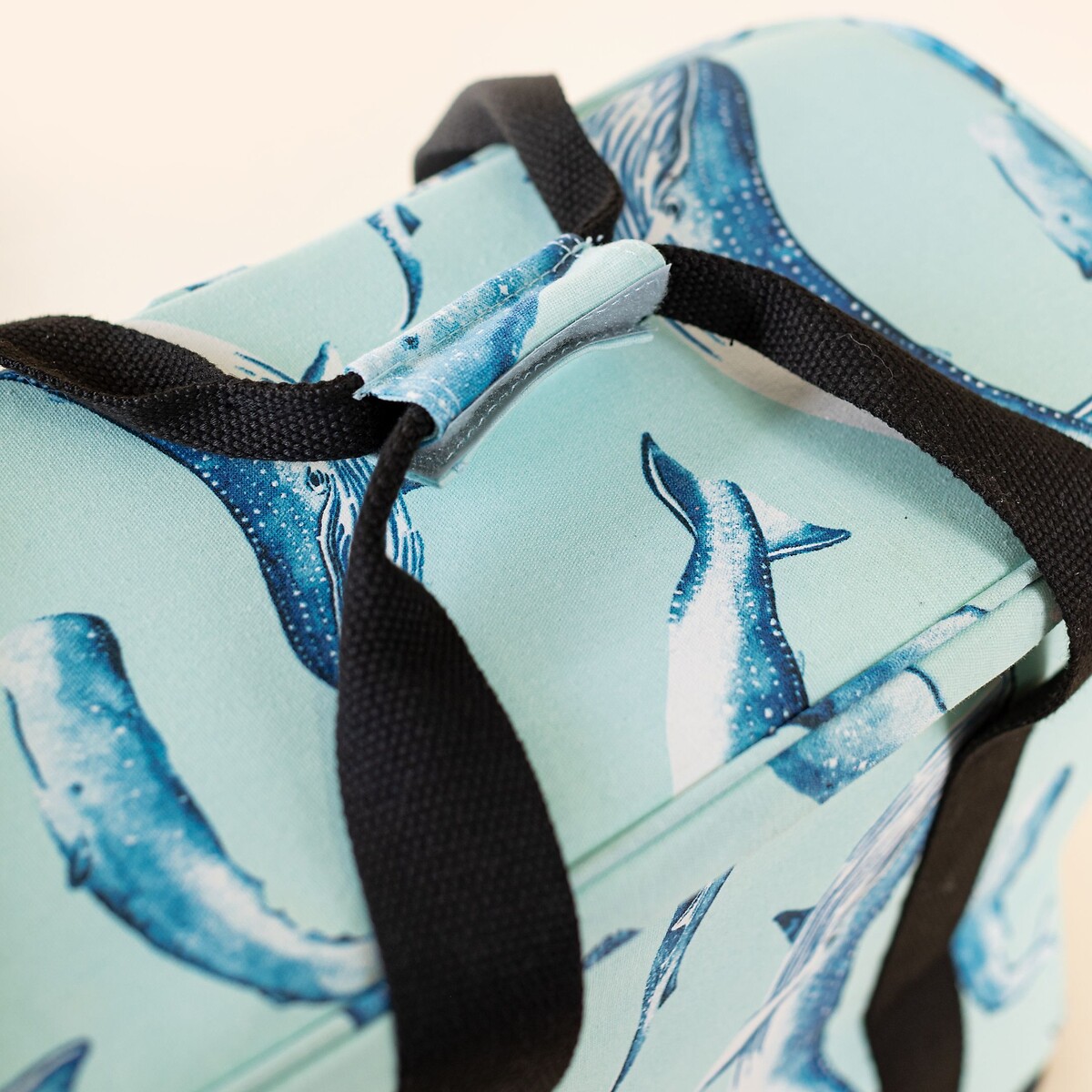 26L Cooler Bag in Whale Print blue, YVONNE ELLEN