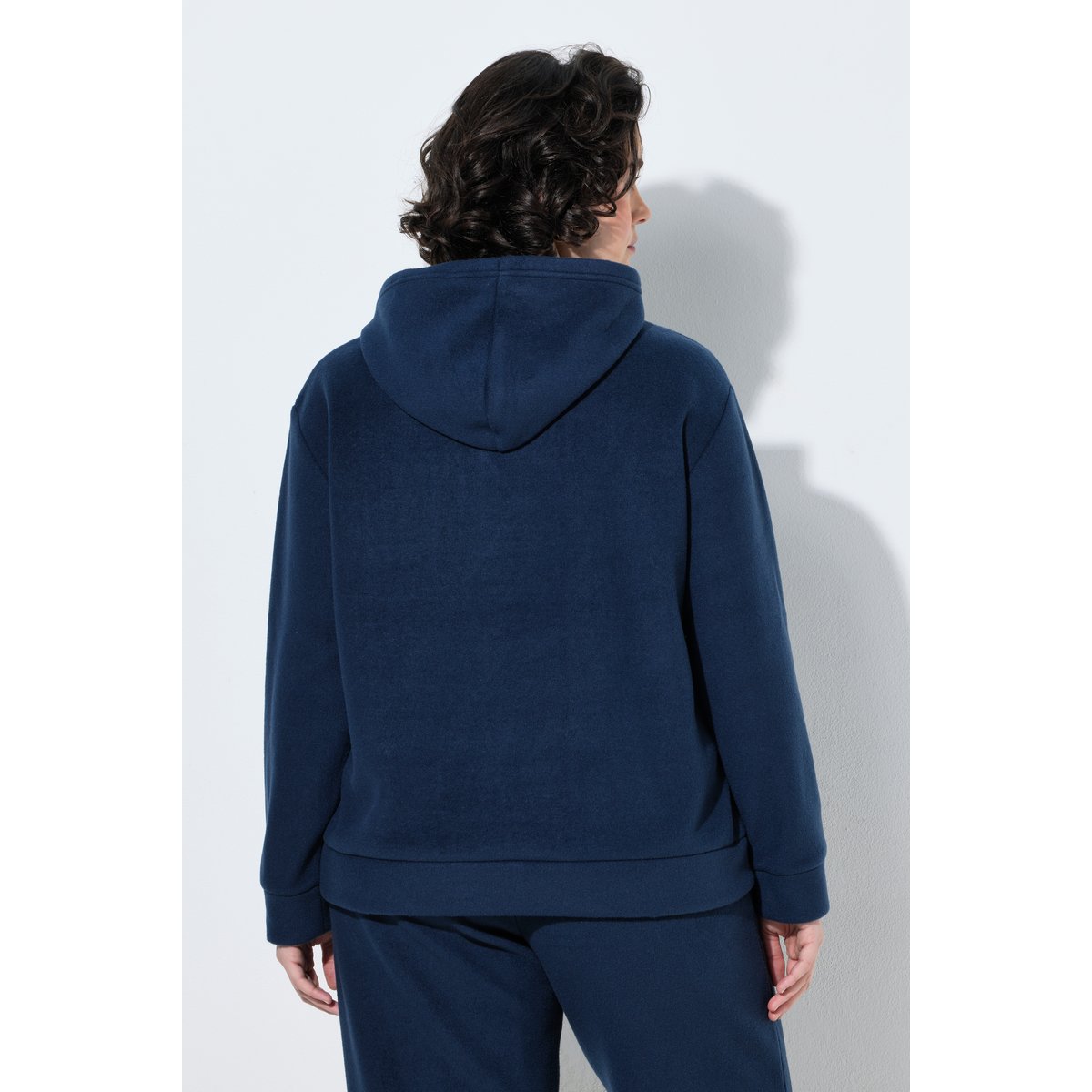 Sweat-shirt à capuche en polaire marine, ULLA POPKEN