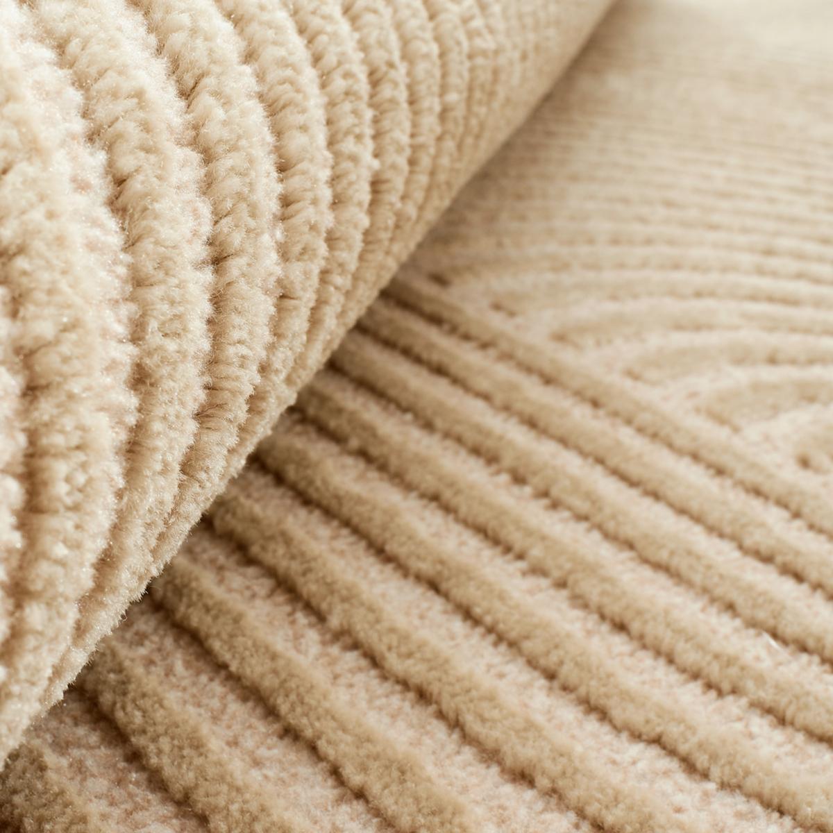 Tapis salon et chambre tissé motif géométrique CEROTI beige, UN AMOUR DE TAPIS