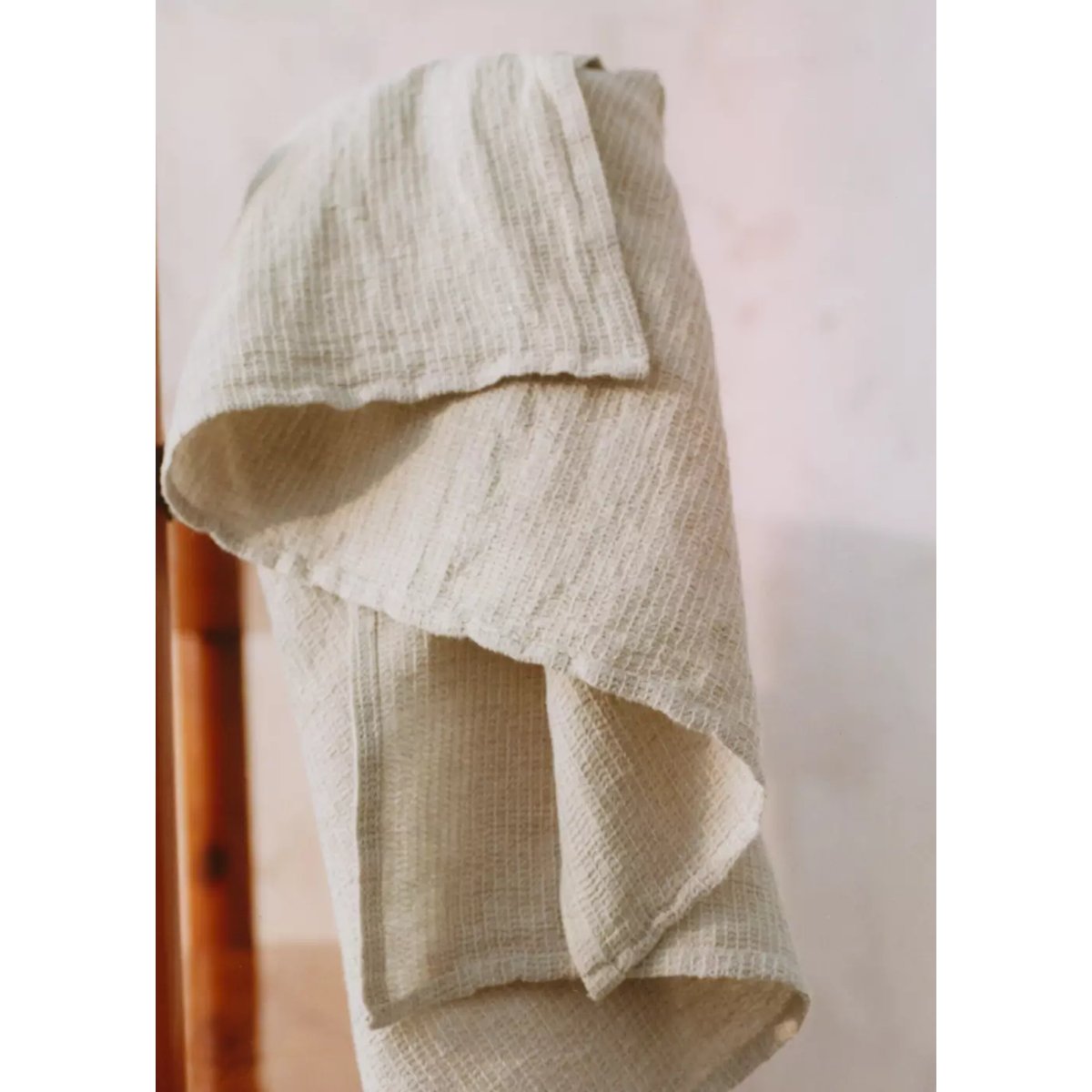 Serviette invité à mini tissage gaufré sable, MANGO HOME