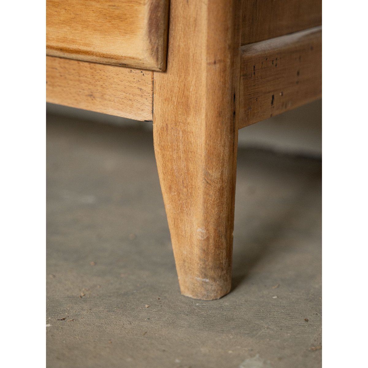Commode de campagne en bois Garance N°766 - Bon état bois clair, DEBONGOUT