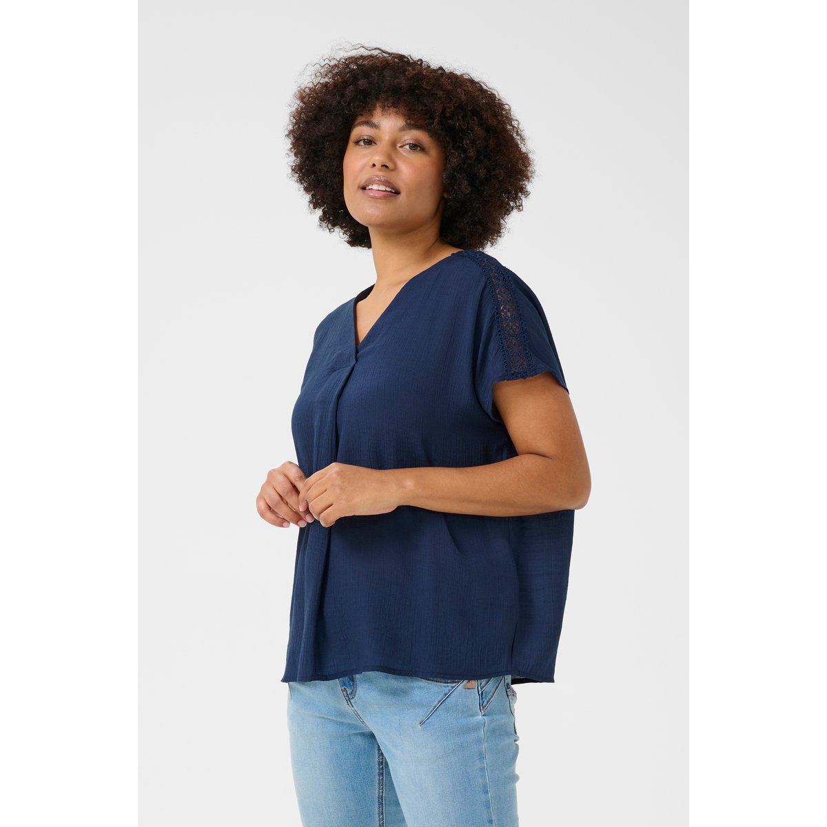 Blouse with short sleeve bleu navy blazer, CREAM