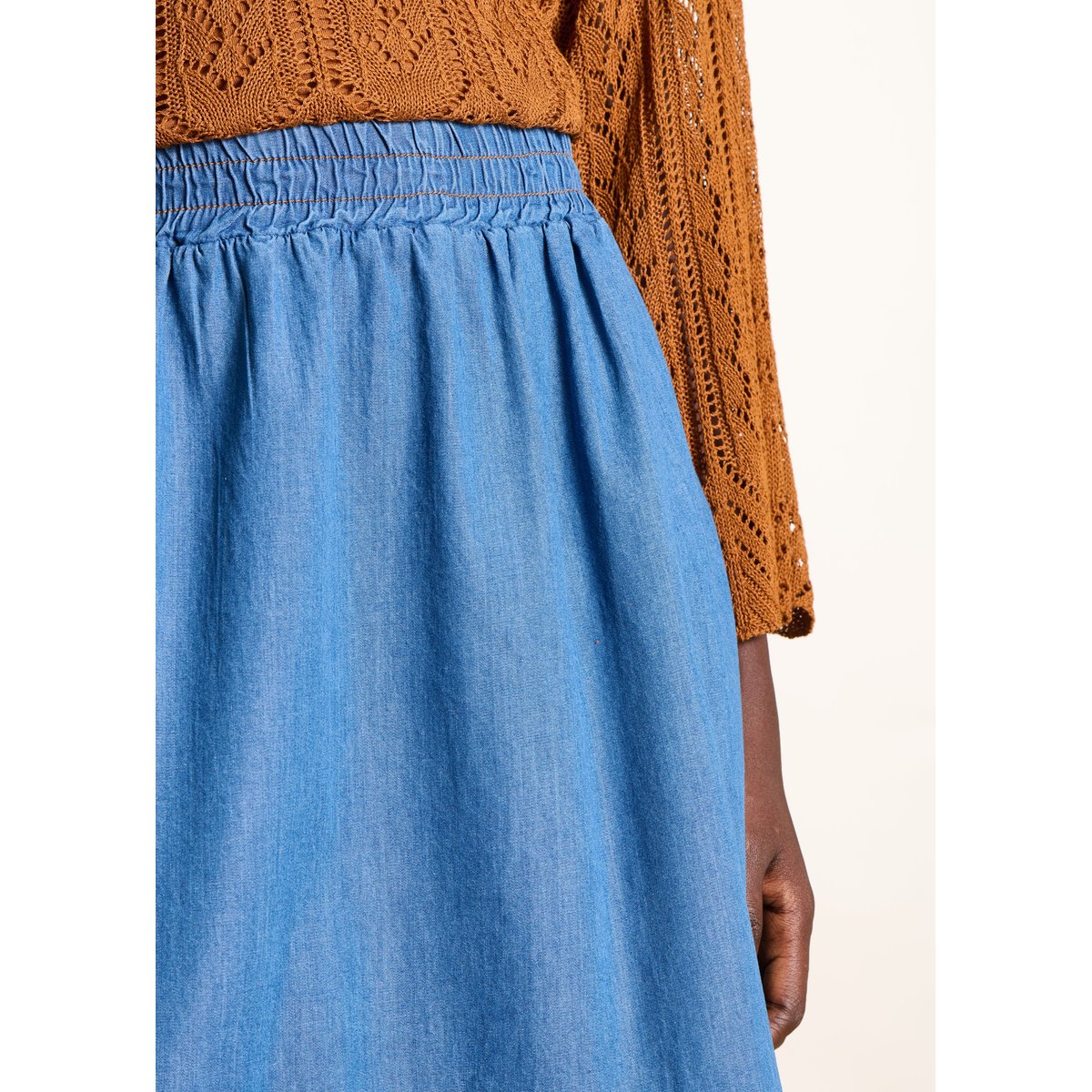 Jupe midi à volants en jean souple medium, LA FEE MARABOUTEE