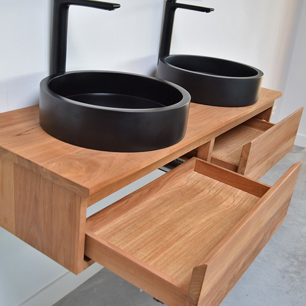 Meuble suspendu 2 tiroirs en teck massif 120 cm - KHALEI naturel, WILDWATER