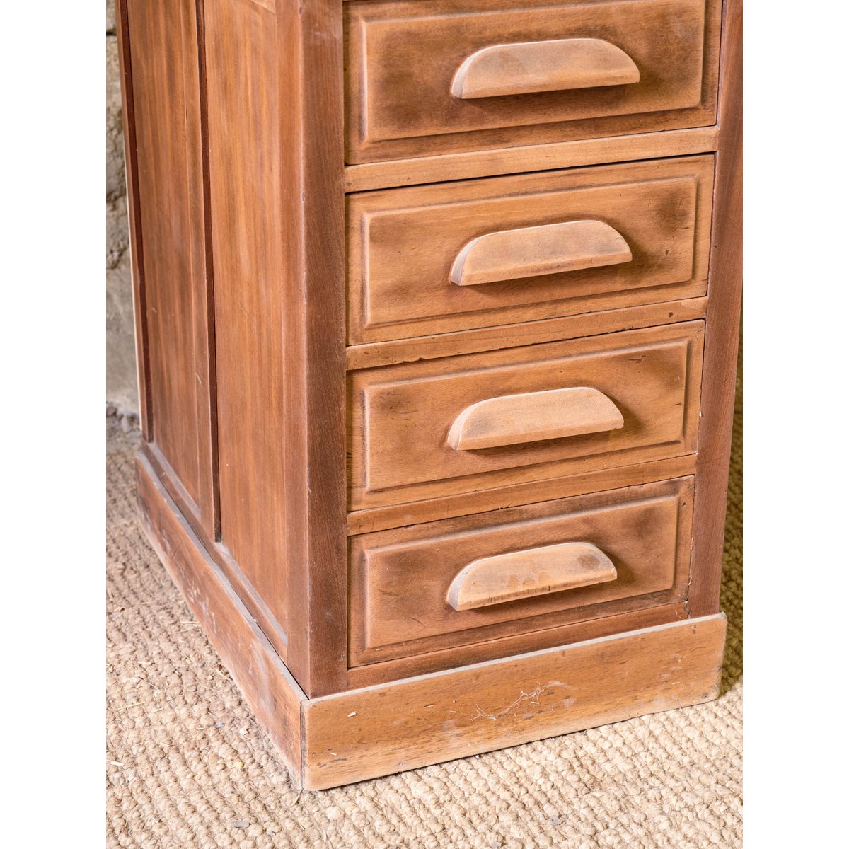 Petite commode en bois Garance N°762 - Bon état bois foncé, DEBONGOUT