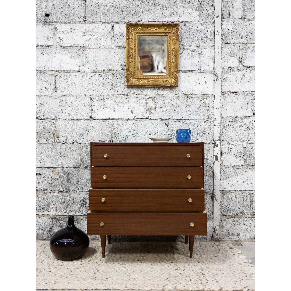 Commode contemporaine en bois Olga N°1048 - Bon état bois foncé, DEBONGOUT