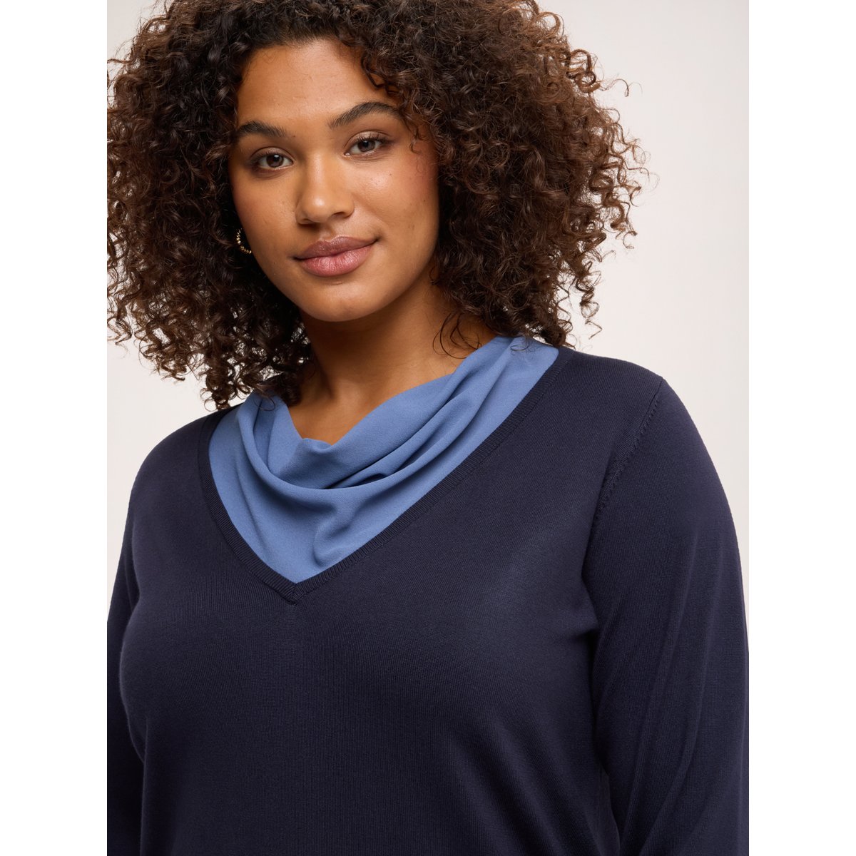 Pull avec drapé contrasté bleu, FIORELLA RUBINO
