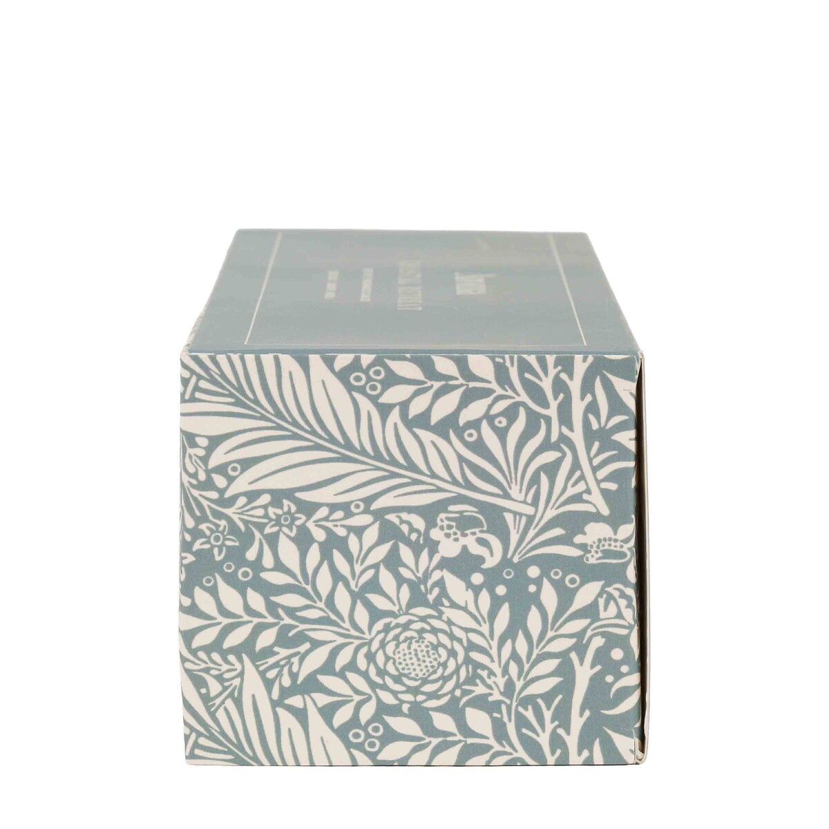 Set of 3 Coastal Retreat Candles in Jasmine / Sea Salt / Neroli Fragrance blue, ÉDITÉ