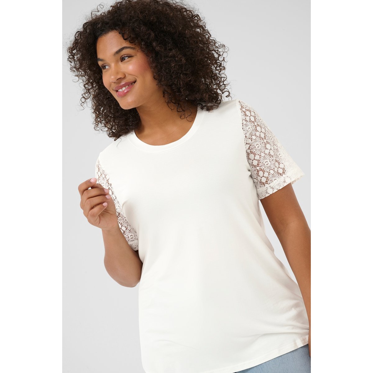 T-shirt blanc chalk, KAFFE CURVE