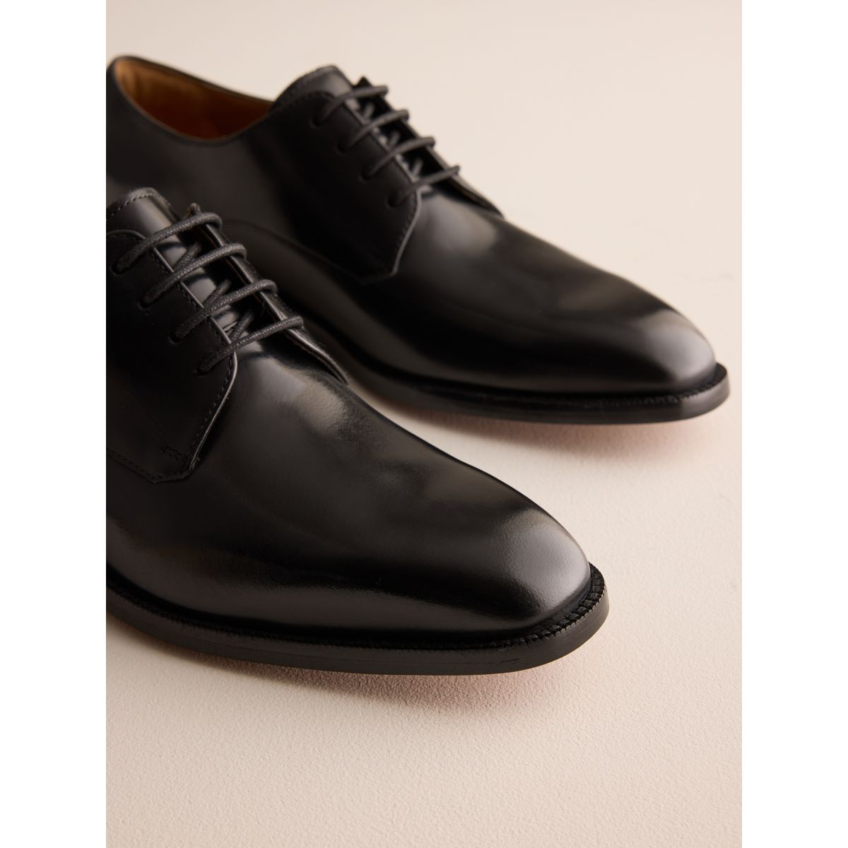 Chaussures derby avec semelle en cuir signature noir, NEXT