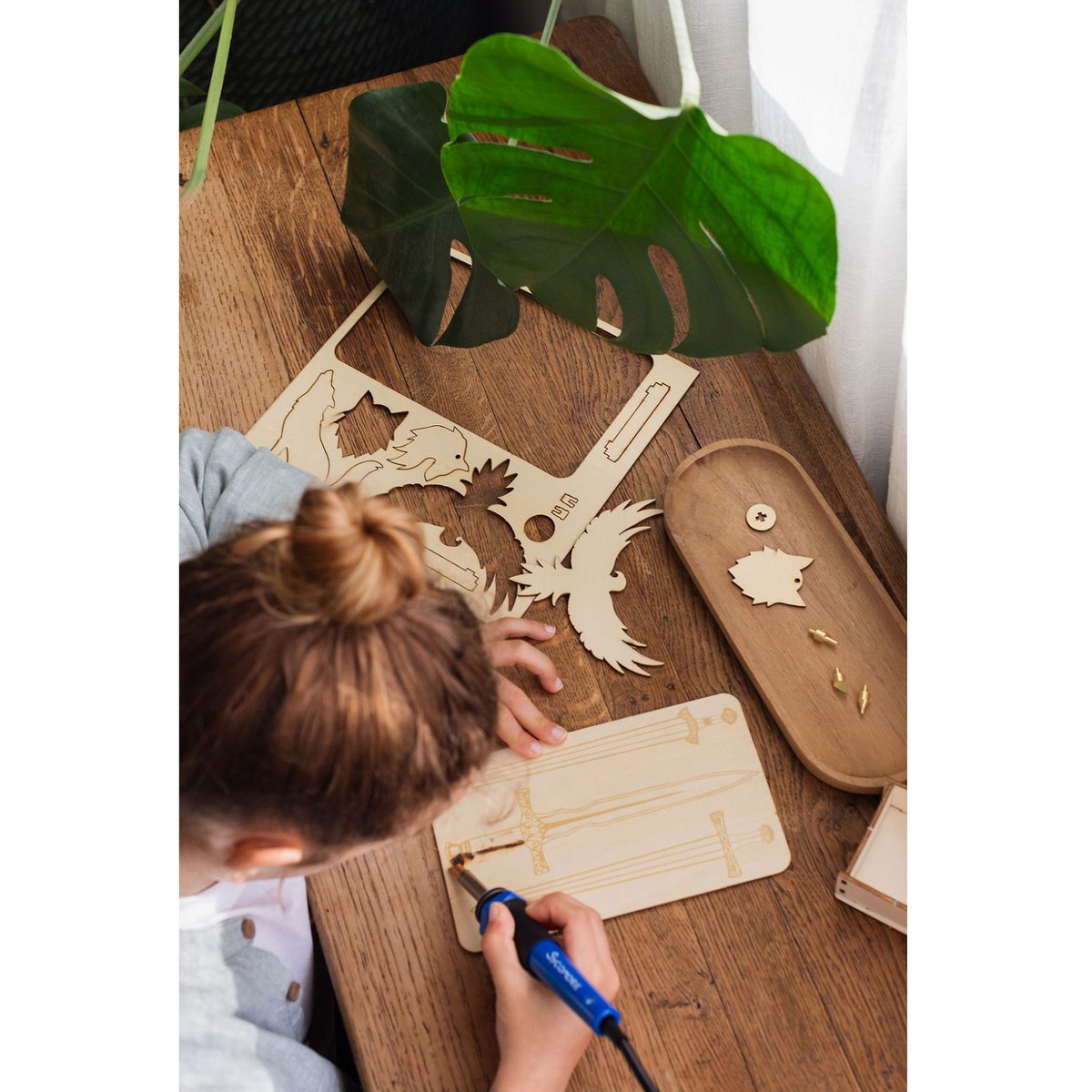 Maquettes et pyrogravure Celtique bleu, SYCOMORE