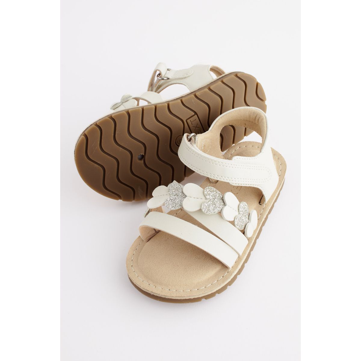 Sandales avec cœur coupe classique blanc, NEXT