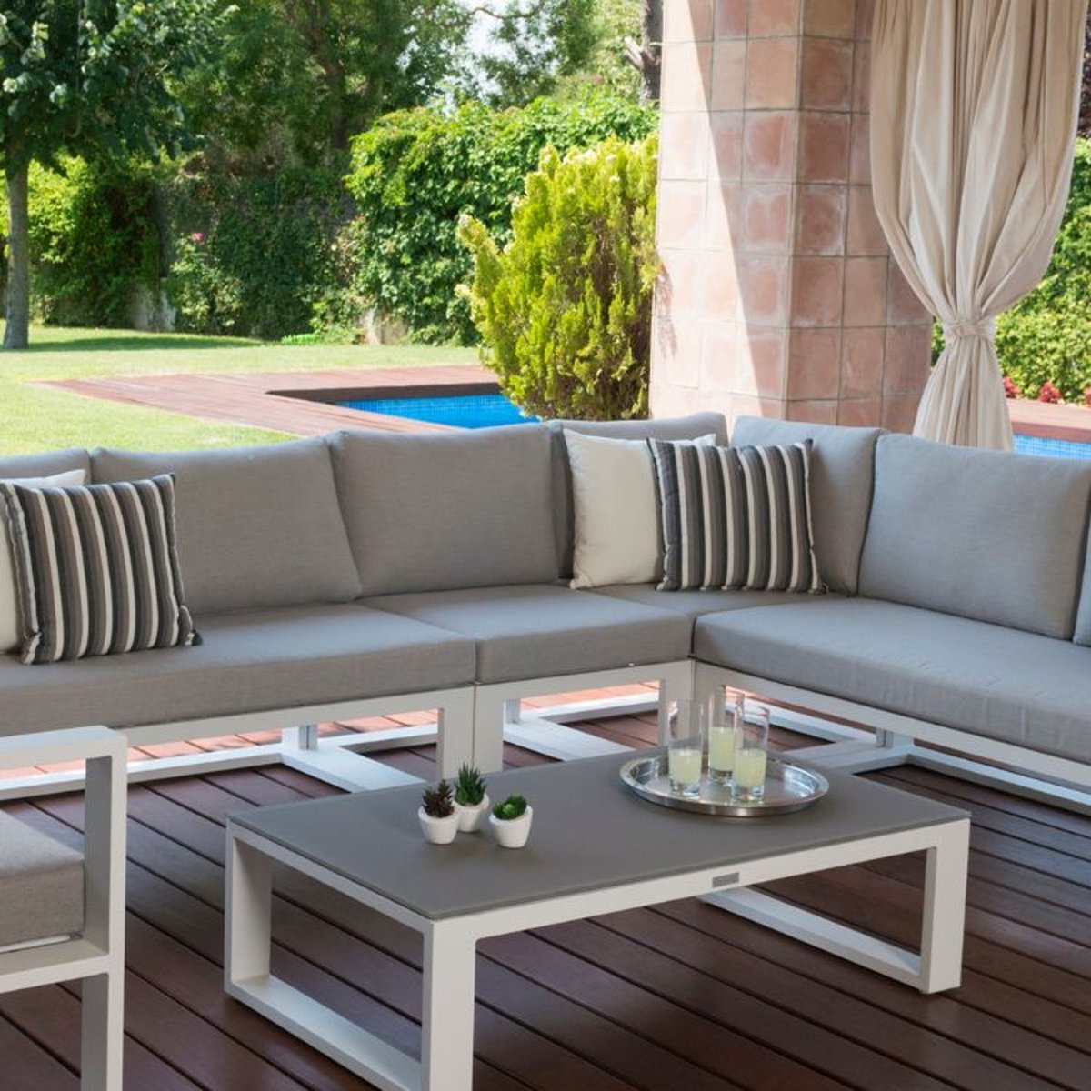 Chauffeuse de jardin en aluminium, BELLY blanc, AU JARDIN DE CHLOÉ