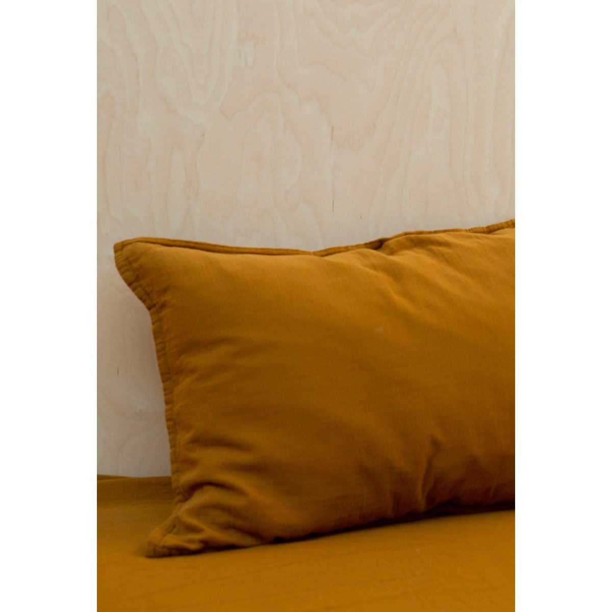 Taie d'oreiller en gaze de coton uni, Les Essentiels jaune ambre, GABRIELLE PARIS