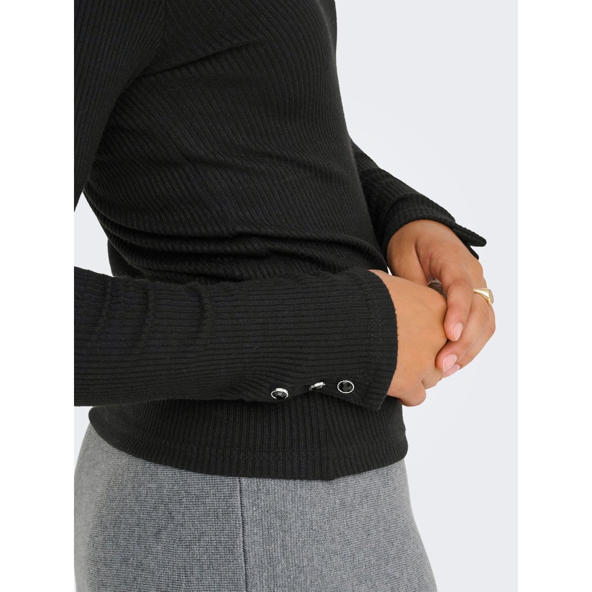 Top black 1, ONLY
