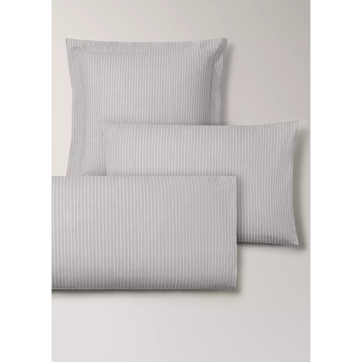 Deux taies d’oreiller en percale de coton à rayures 50x75 cm gris clair/pastel, MANGO HOME