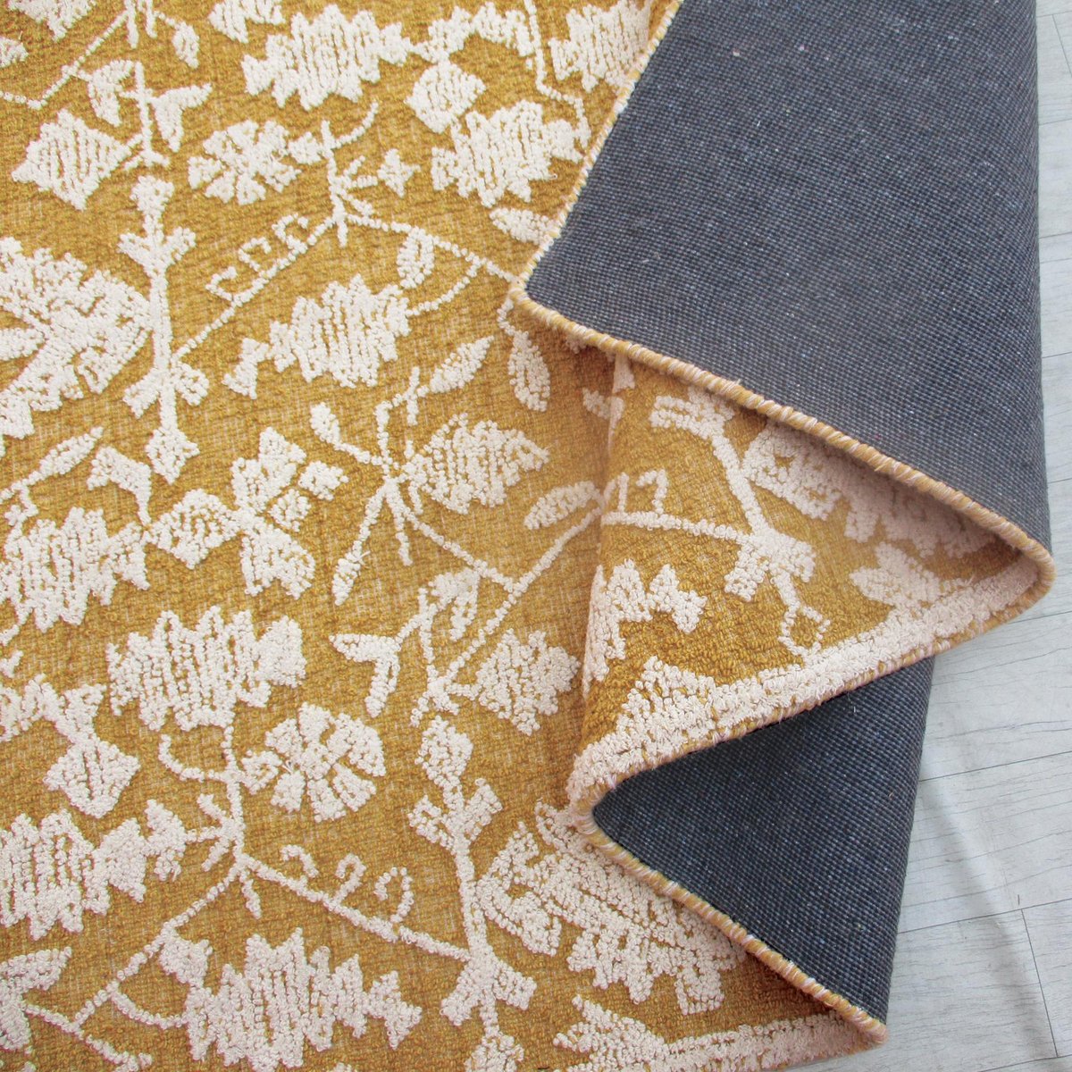 Tapis Reni or/ivoire, THE RUG REPUBLIC