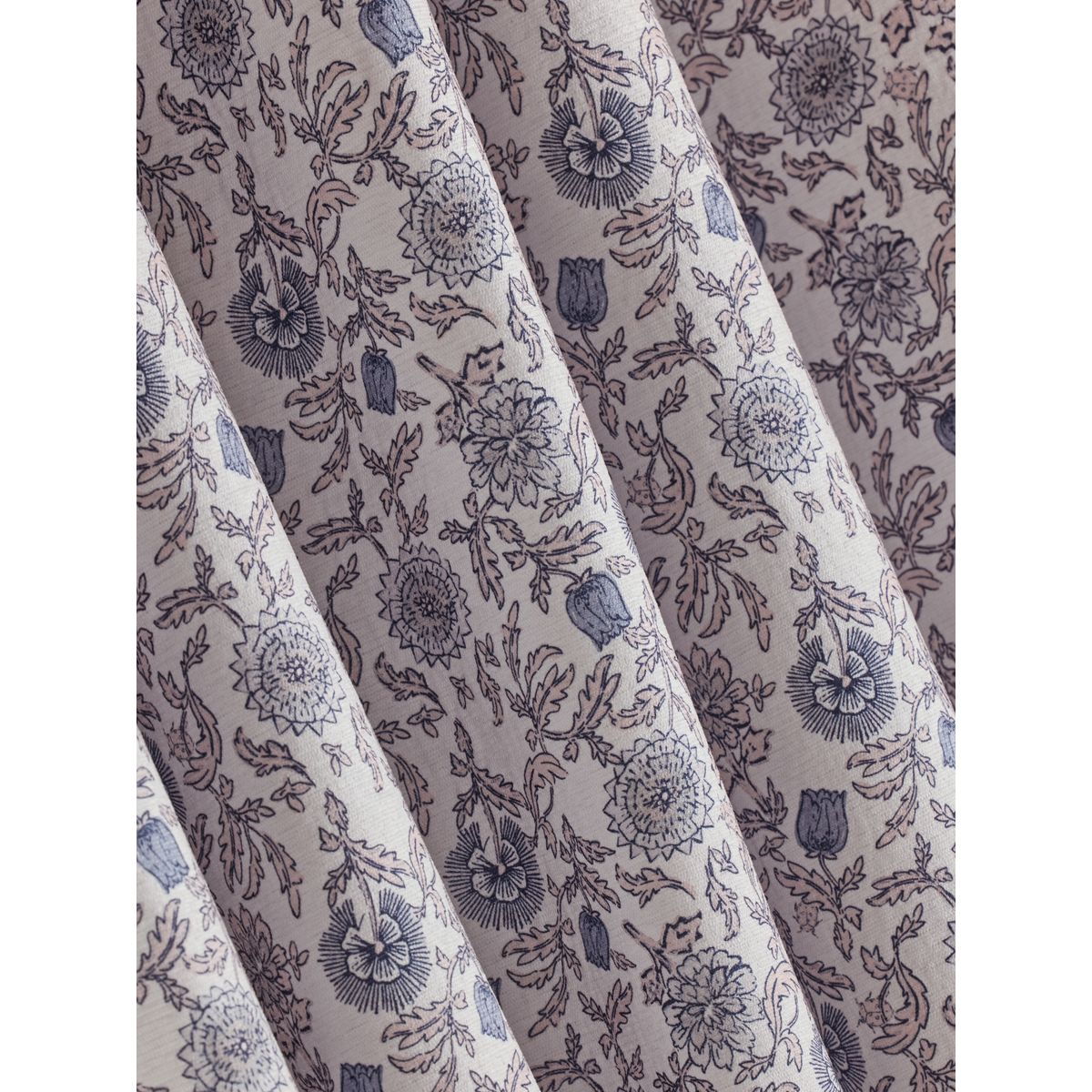 Rideaux doublés en chenille à plis et fleurs naturel/bleu, NEXT