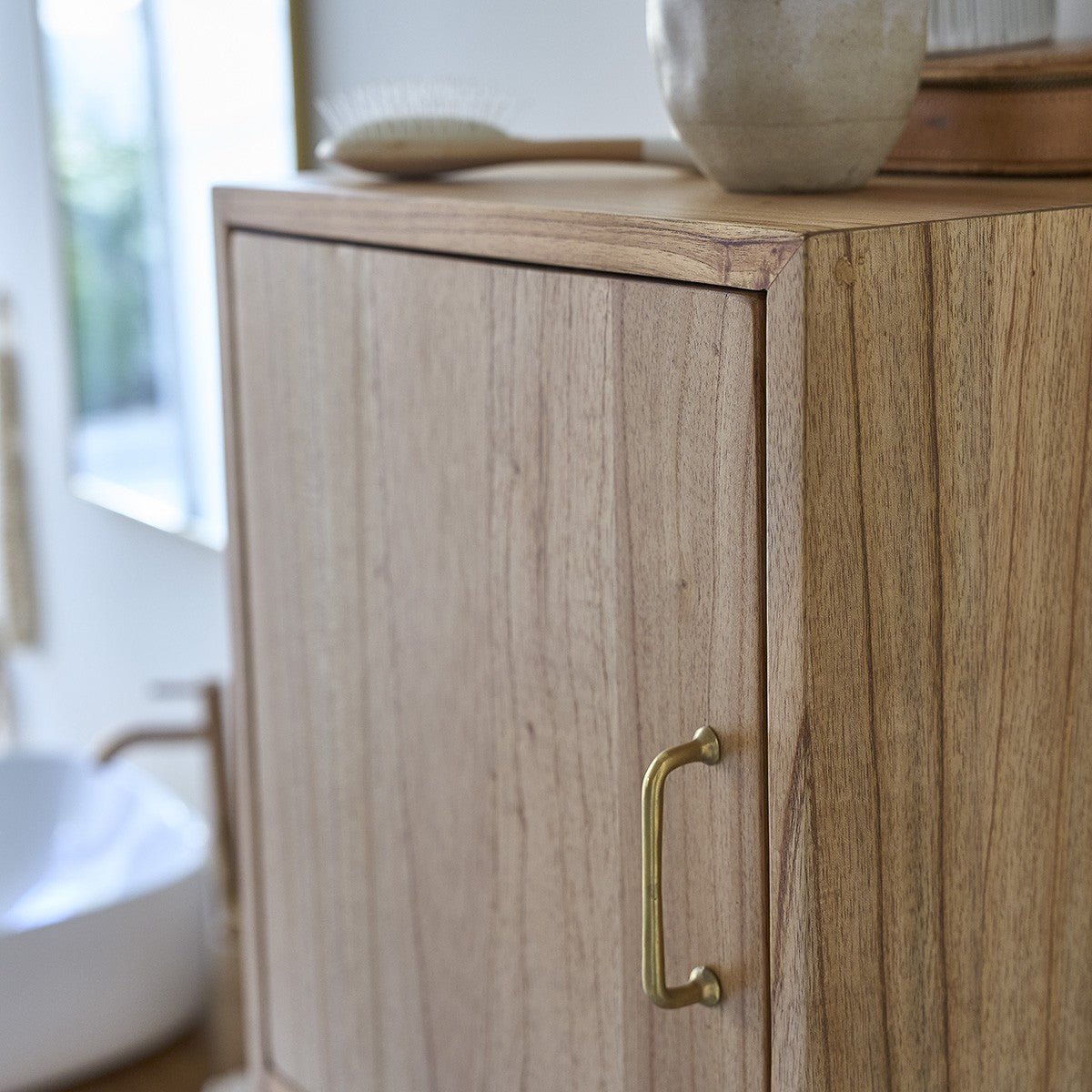Colonne de salle de bain en bois massif  FIFTIES naturel, BERAH GETAH