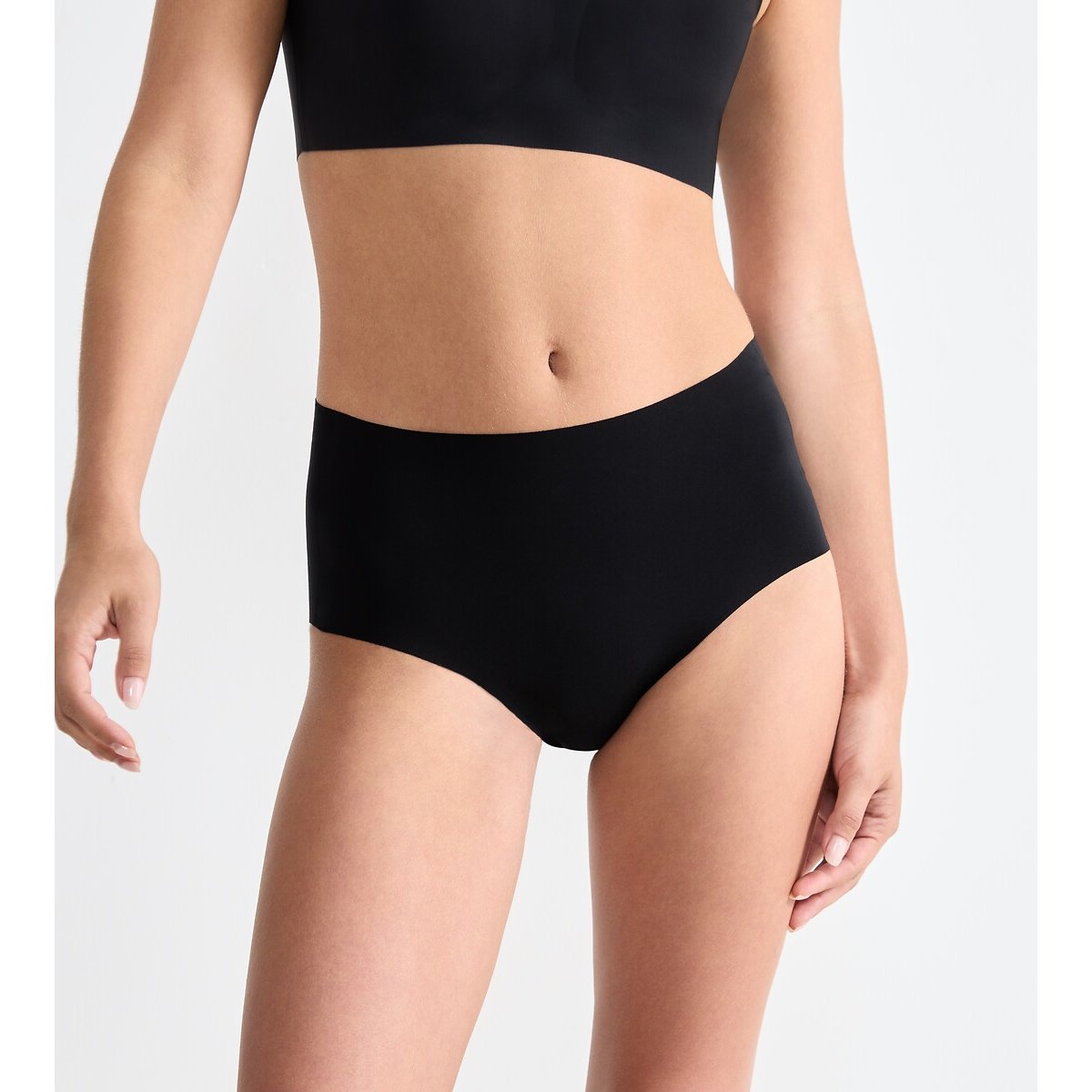 Set van 2 hoge slips Zero Feel 2.0 zwart+huidskleur, SLOGGI