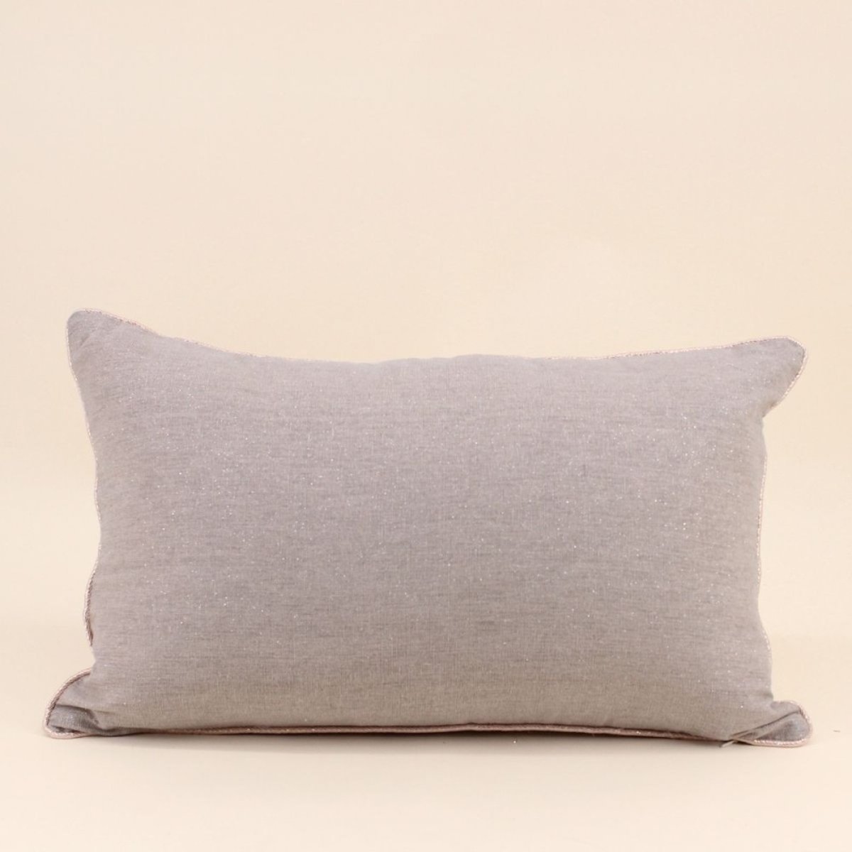 Coussin rectangulaire en tissu 30x50cm taupe, ORNAMI
