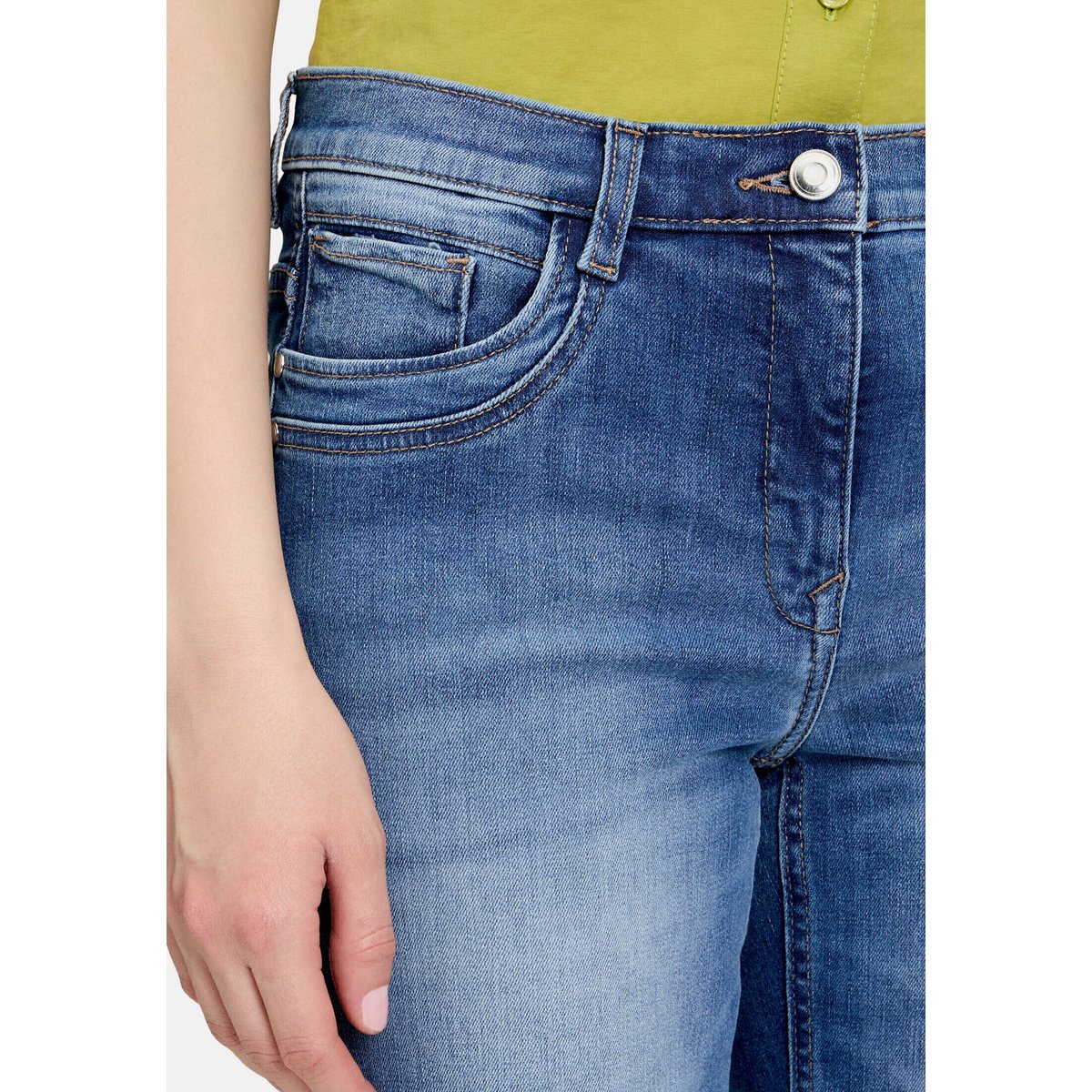 Shorts en jean à poches plaquées light blue denim, BETTY BARCLAY
