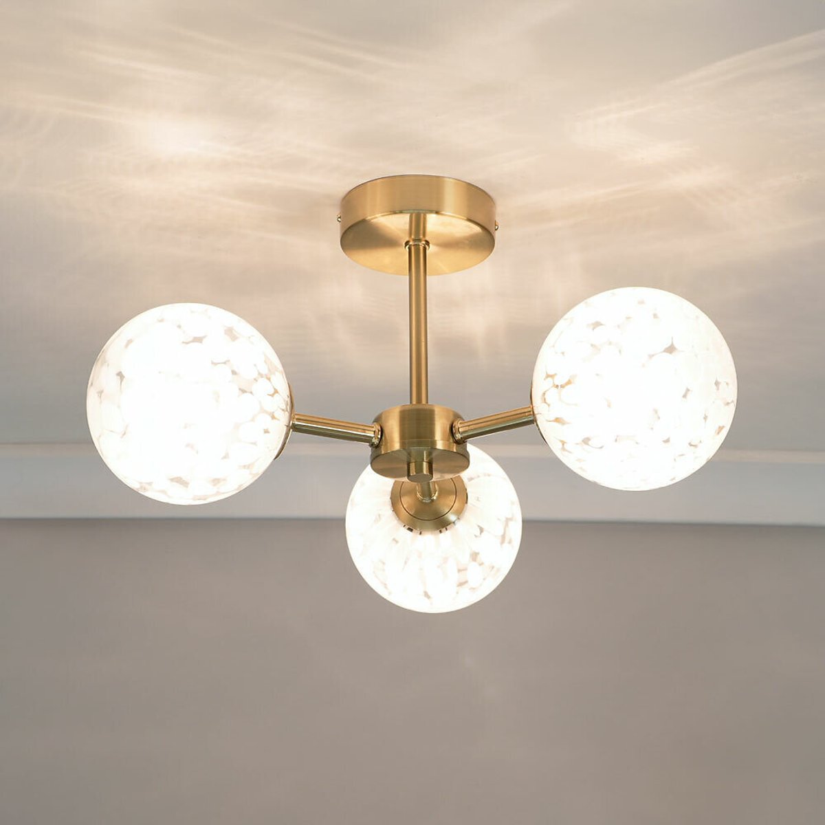 Indie 3-Light Confetti Glass Ceiling Light gold-coloured, SO'HOME