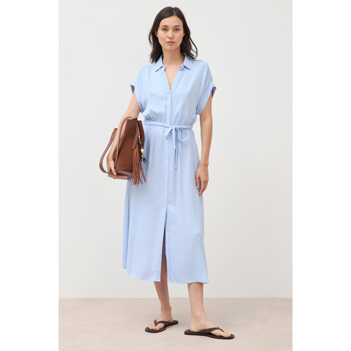 Robe longue évasée ceinturée bleu clair, BONOBO