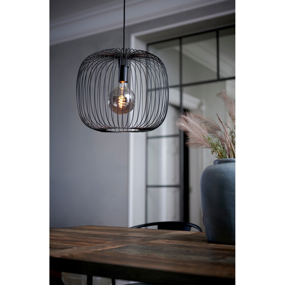 Suspension conception minimaliste et industrielle en métal, BERONI noir, NORDLUX