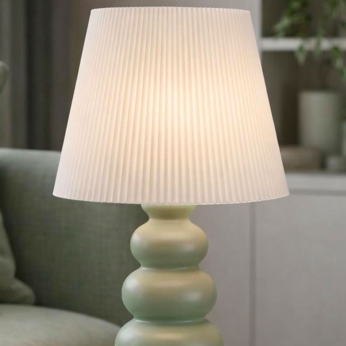 Lampe à poser en céramique verte et abat-jour plissé blanc 17.5x17.5x32.5cm vert, VERSA