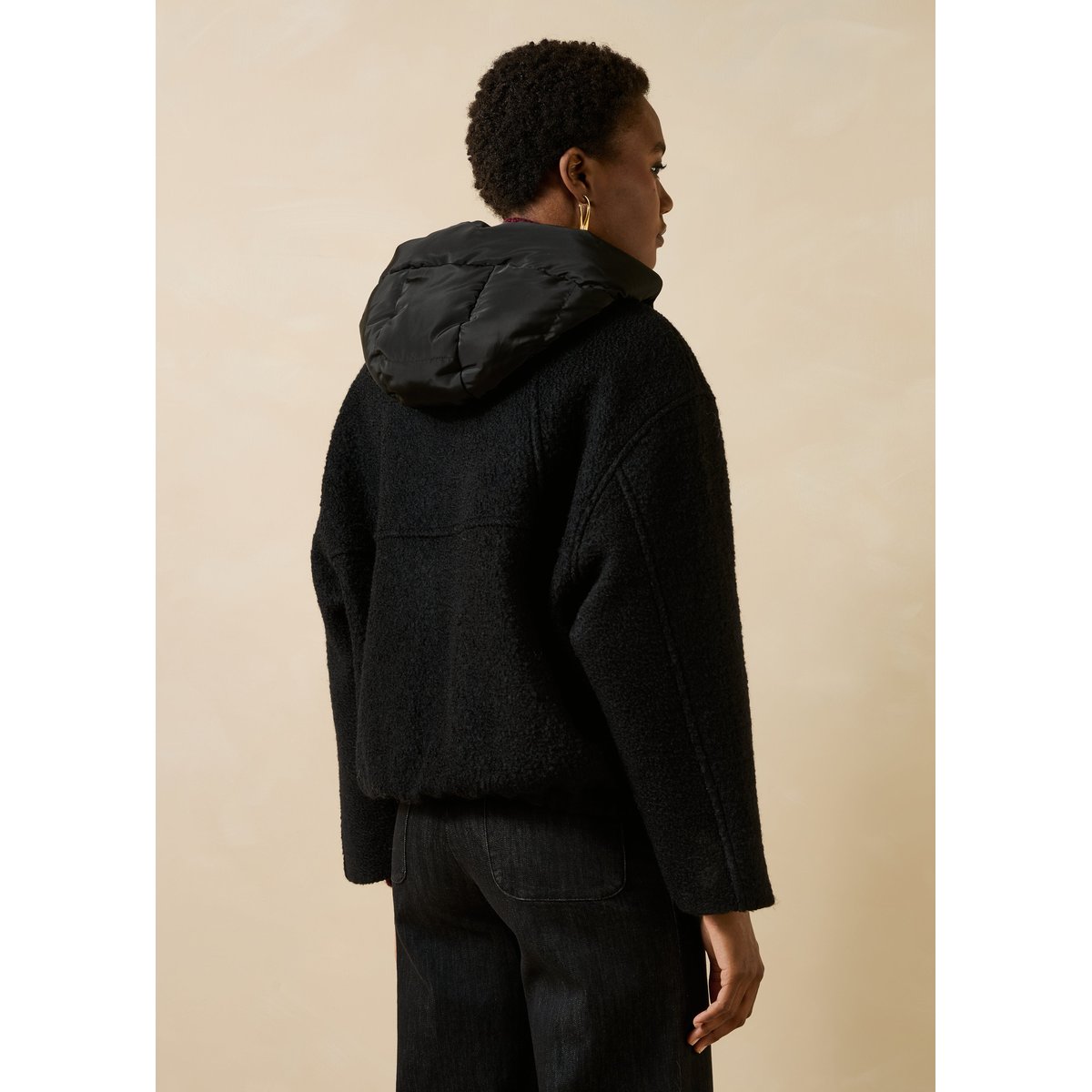 Blouson manches longues à capuche amovible noir, LA FEE MARABOUTEE
