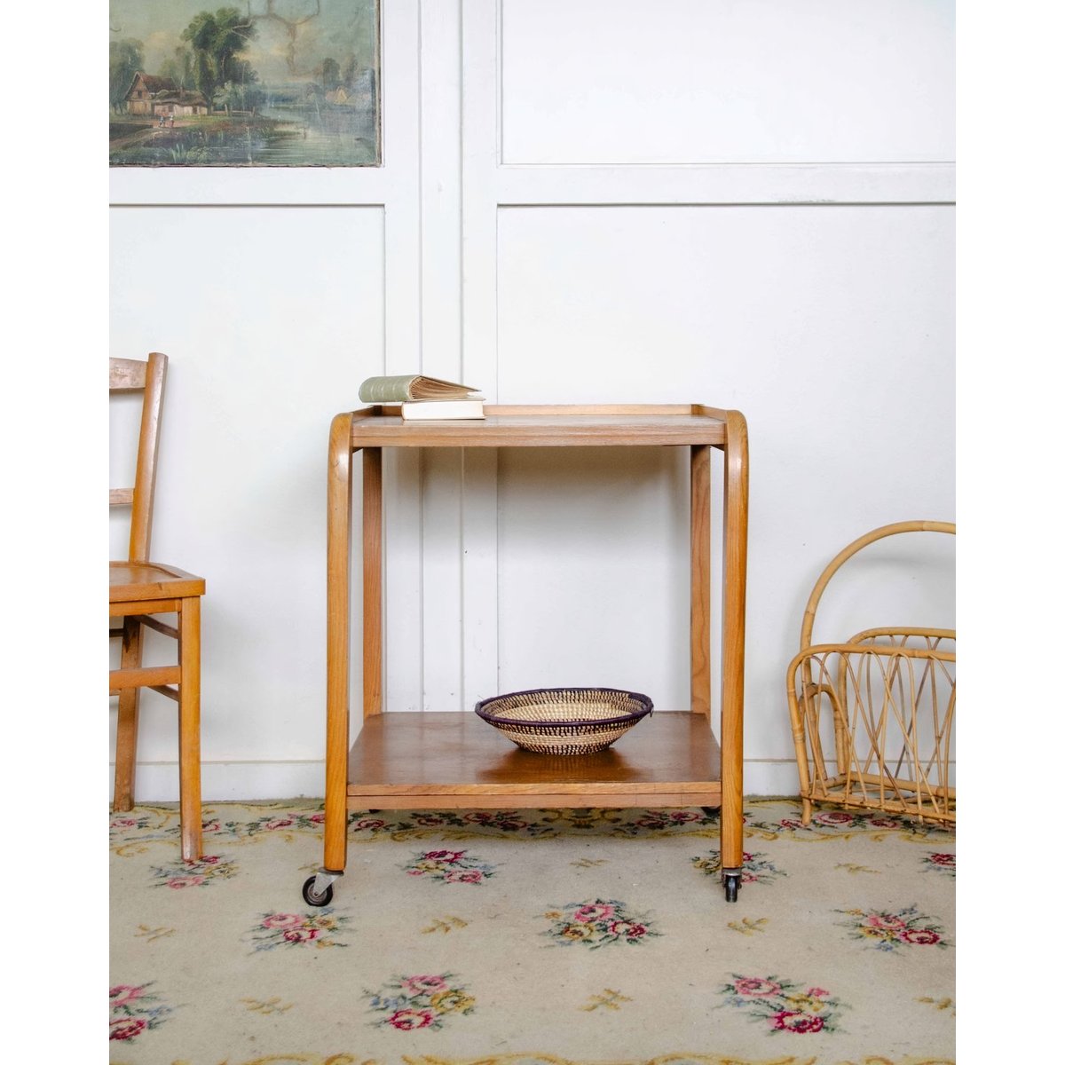 Desserte en bois aux pieds galbés Henriette N°192 - Bon état orange, DEBONGOUT