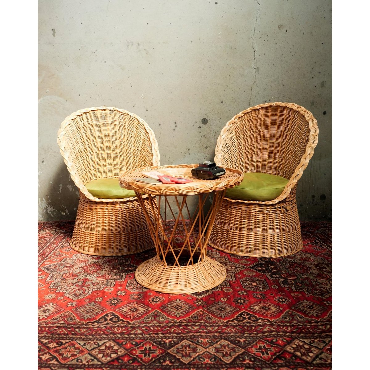 Ensemble de table et chaises Ange N°23 - Bon état marron, DEBONGOUT