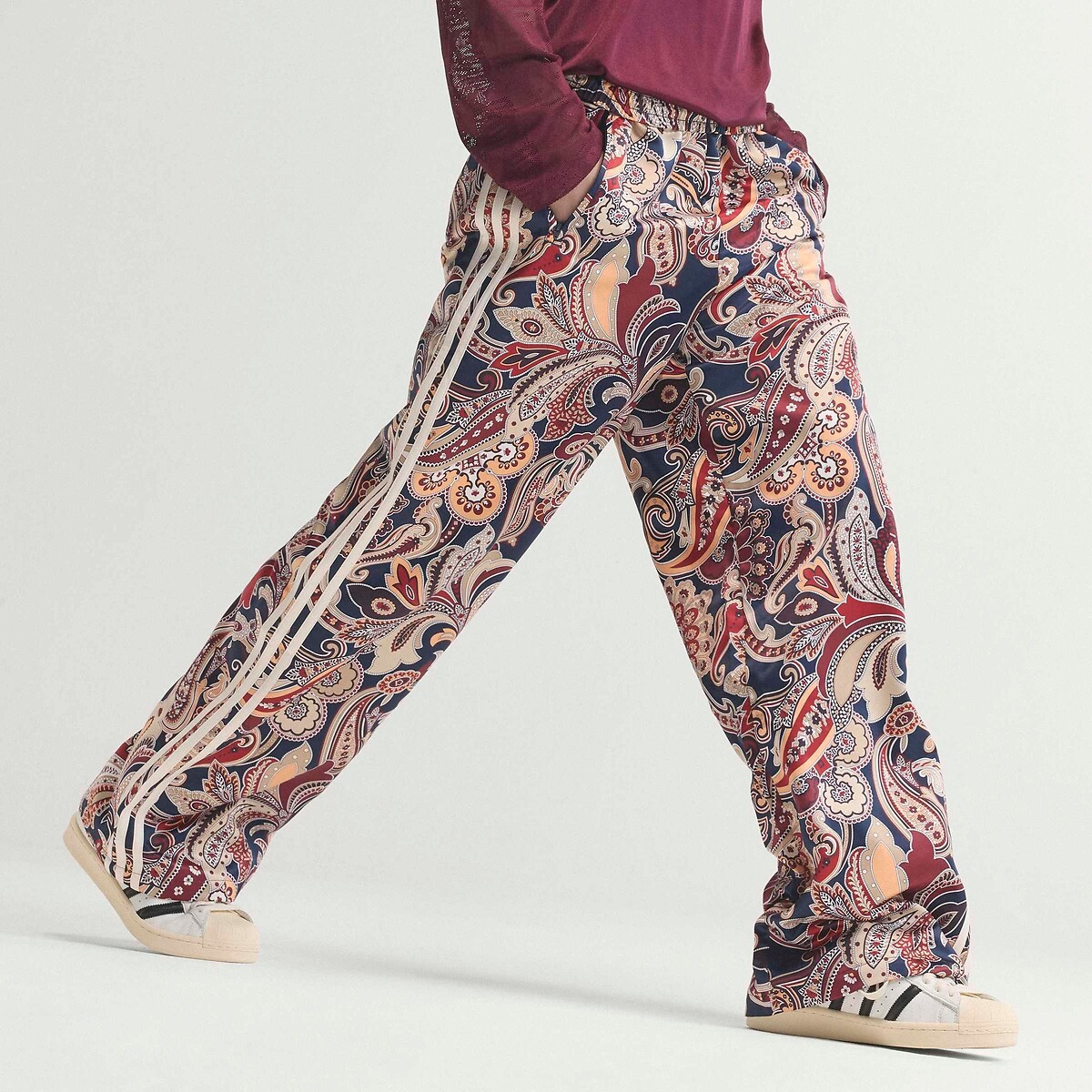 Pantalon large imprimé liberty FIREBIRD imprimé bleu/rouge, adidas Originals