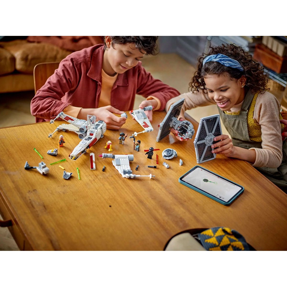 LEGO Star Wars : Set de construction TIE Fighter et X-Wing - 75393 multicolore, LEGO