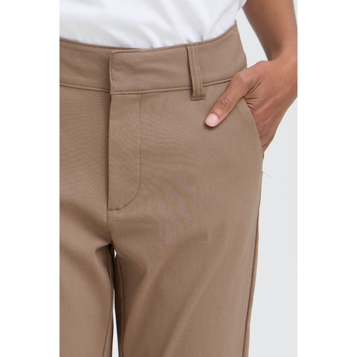 Chino coupe droite beige walnut, B.YOUNG