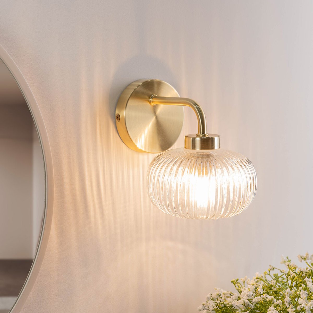 Arran Bathroom Wall Light in Brass gold-coloured, SO'HOME