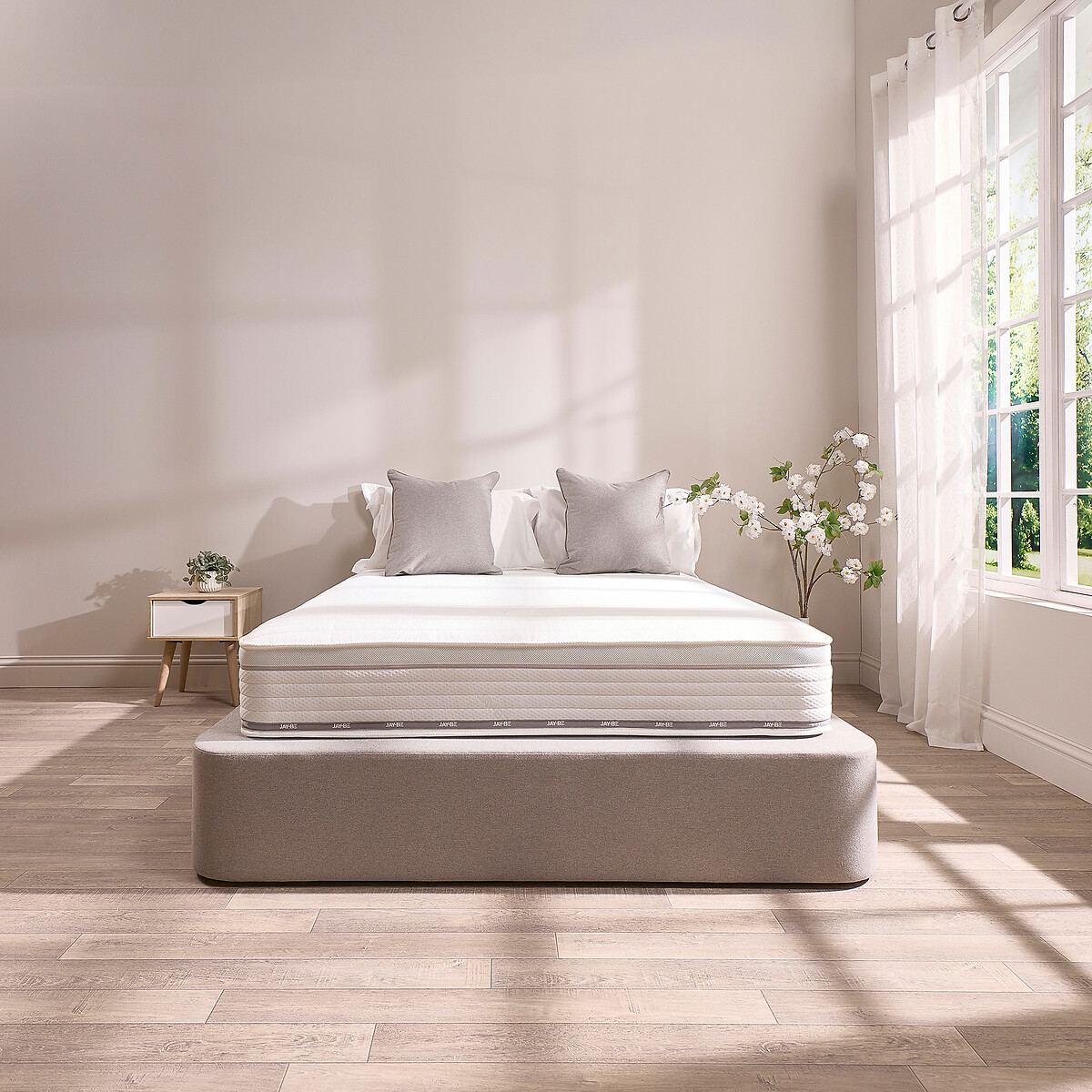 Jay-Be® Firm Hybrid 2000 e-Pocket™ Truecore® Eco-Friendly Mattress white, JAY-BE