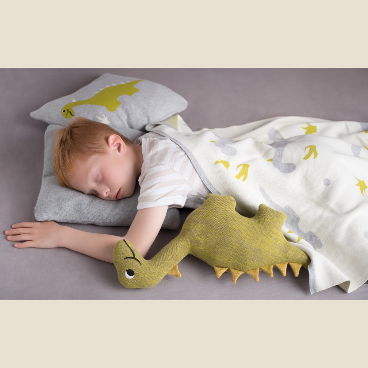 Peluche doudou dinosaure en coton bio TRICOT vert, SEVIRA KIDS