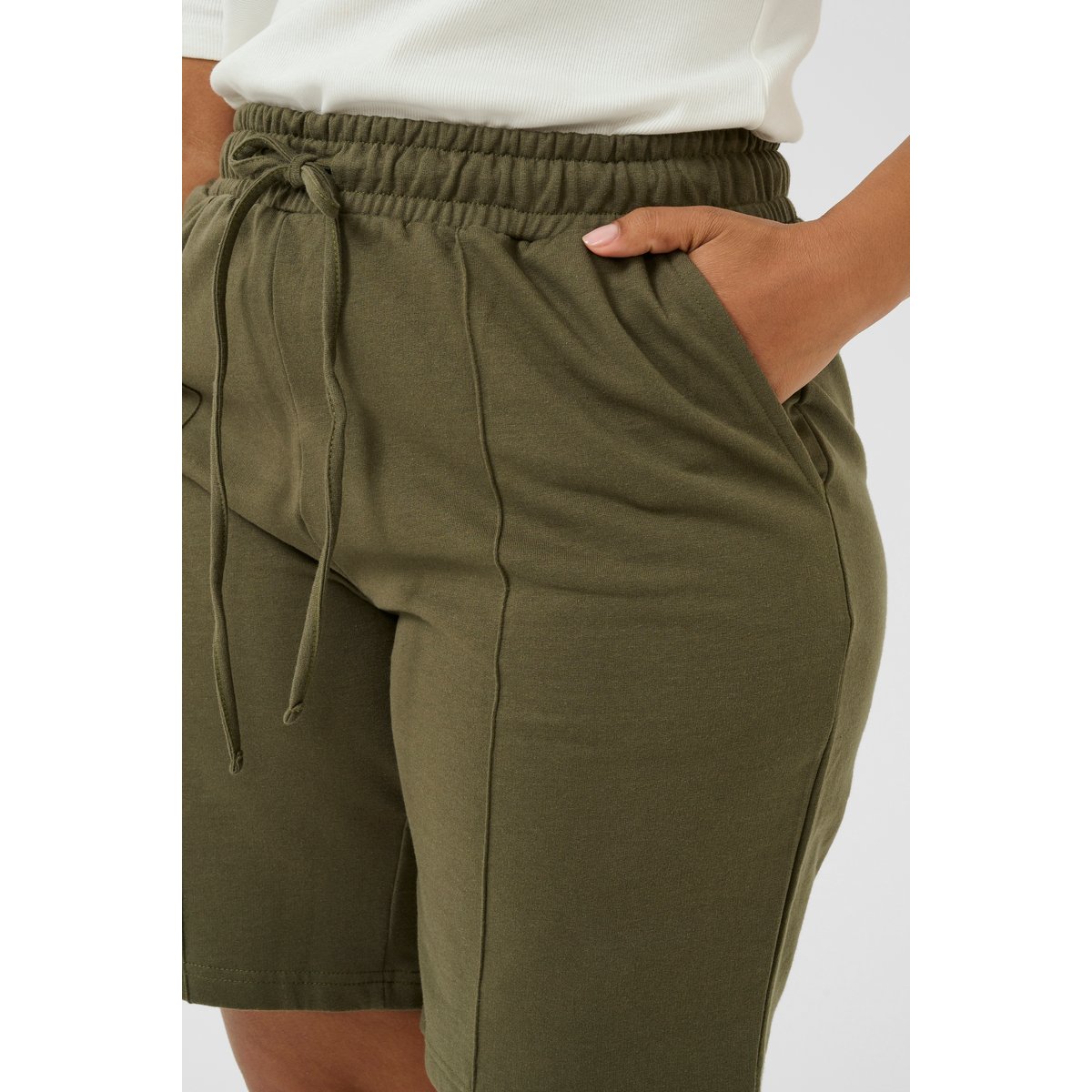 Shorts casual vert grape leaf, KAFFE CURVE