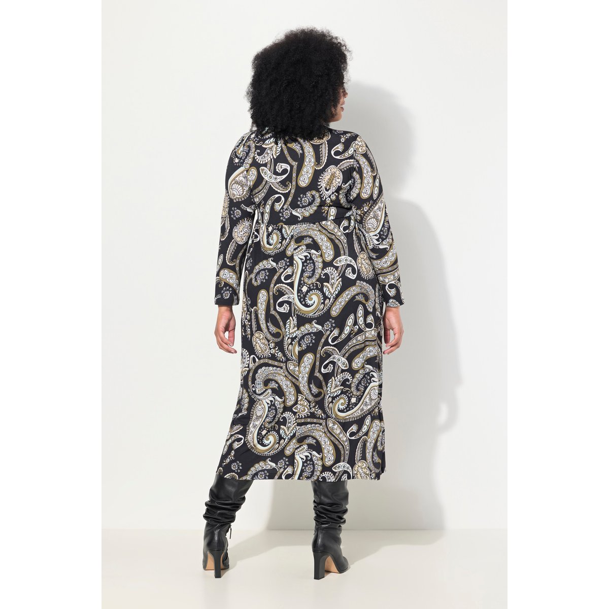 Robe en jersey à col tunisien et manches noir, ULLA POPKEN
