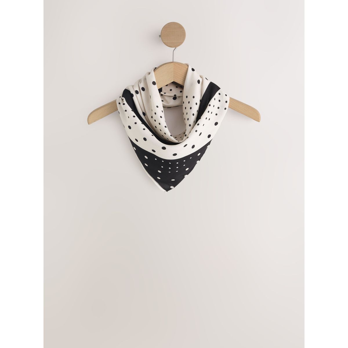 Foulard carré en satin imprimé à pois monochrome, NEXT