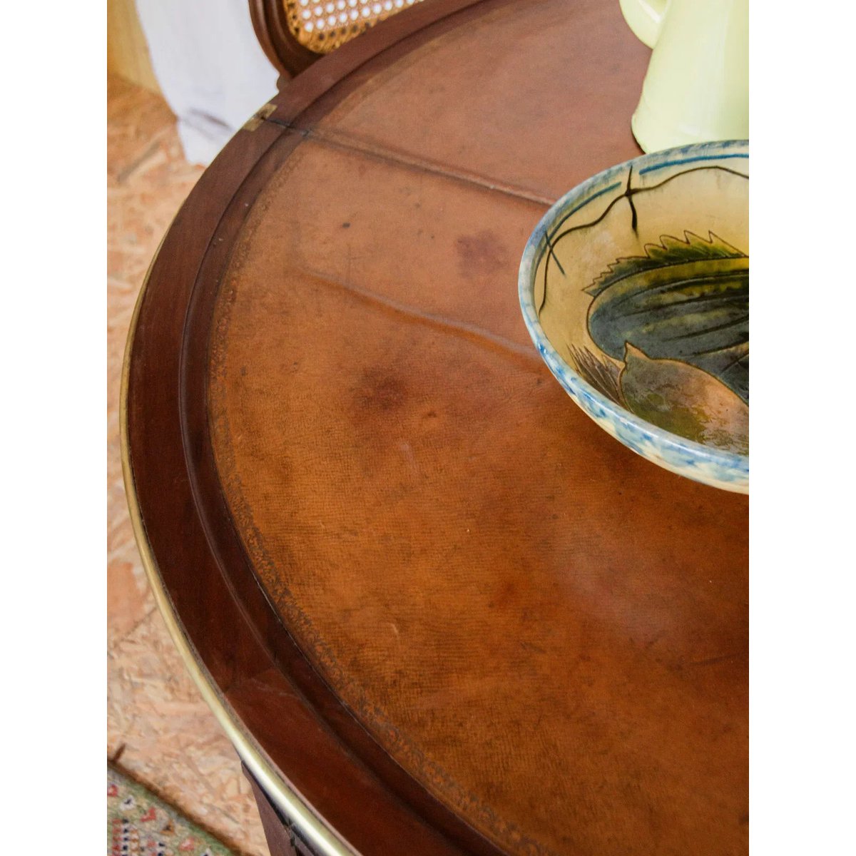 Table à manger demi-lune en cuir Romy N°651 - Bon état bois foncé, DEBONGOUT