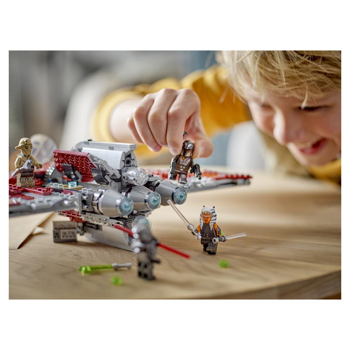 LEGO Star Wars - Navette T-6 d'Ahsoka Tano (75362) - Set de Construction Épique multicolore, LEGO