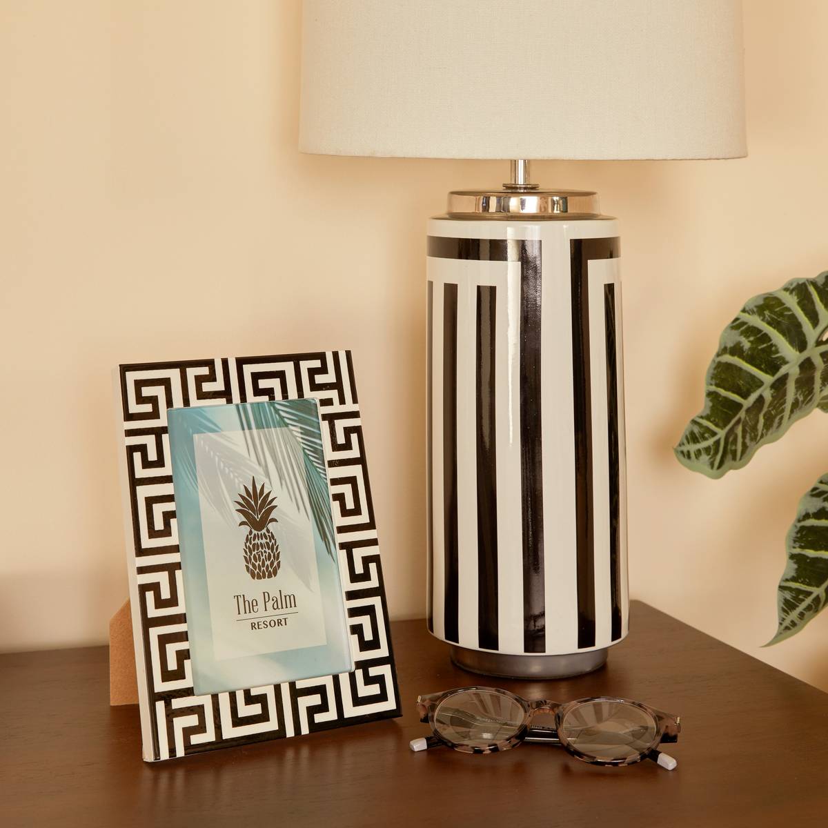 Cadre photo design motif graphique RESO noir et blanc, ATMOSPHERA