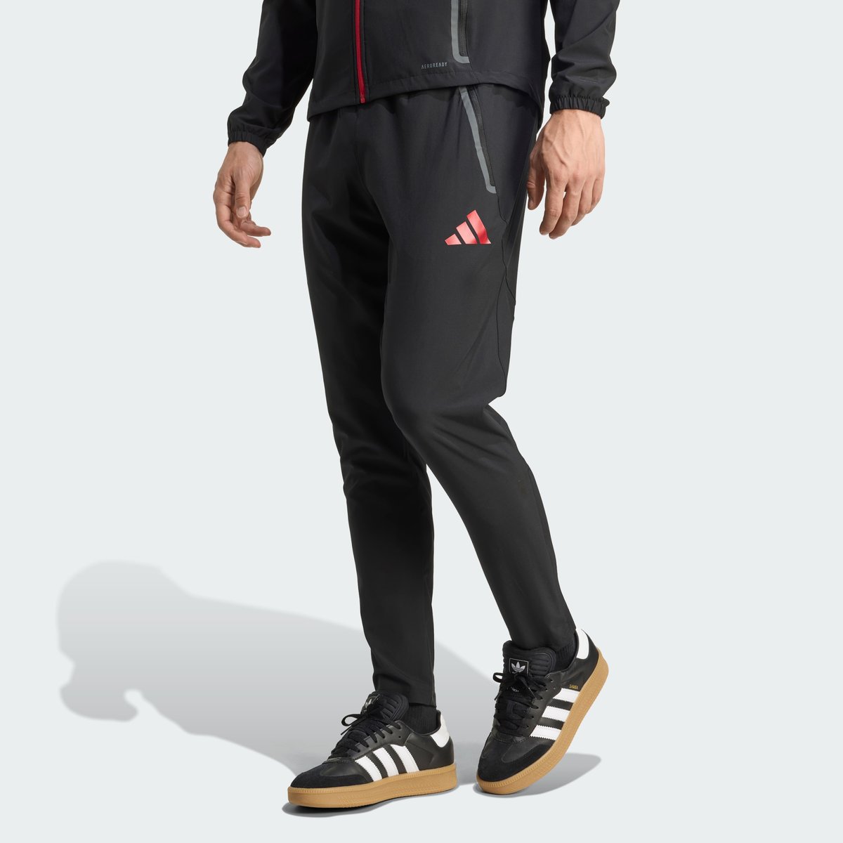 Pantalon Liverpool Fc Tiro 25 Competition Vis Tech Travel Pantalon Liverpool Fc Tiro 25 Competition Vis Tech Travel black / strawberry red, adidas Performance