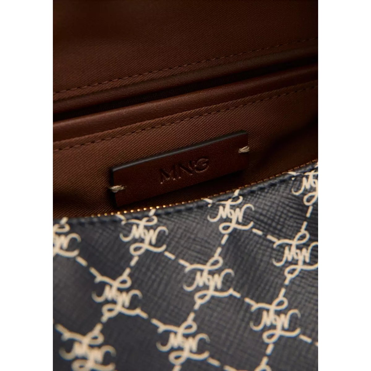 Petit sac à bandoulière avec logo bleu marine, MANGO