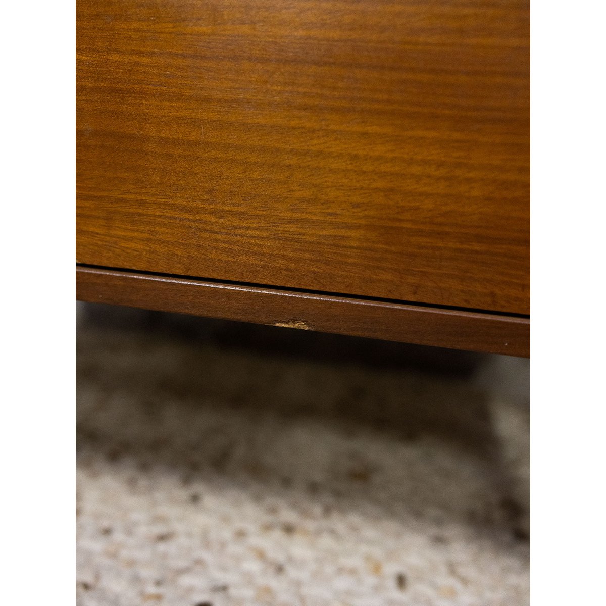 Commode aux jolies poignées Olga N°1047 - Bon état marron, DEBONGOUT