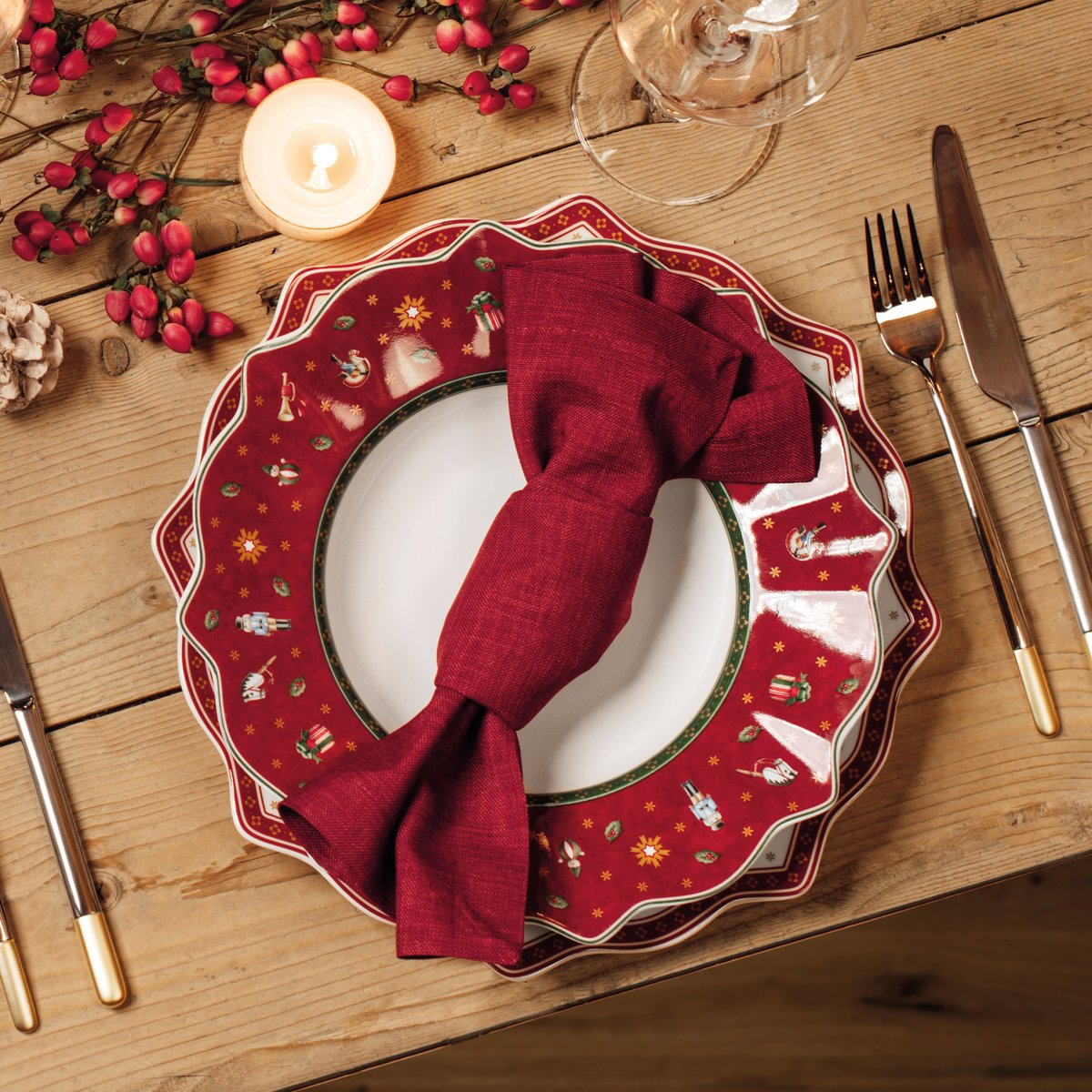 Assiette Plate Rouge TOY'S DELIGHT rouge, VILLEROY & BOCH